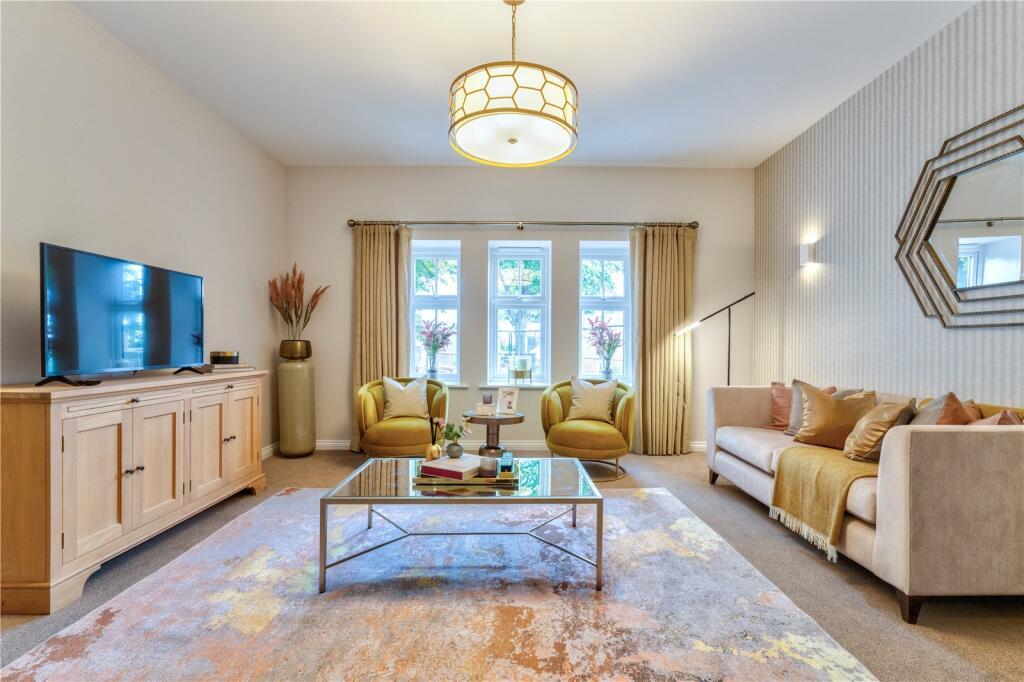 Main image of property: The Shires, Wake Green Rd, Moseley, Birmingham, B13 9PQ