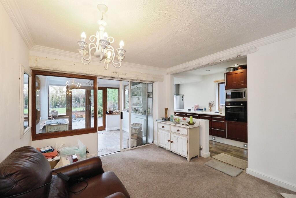 House in Bolsover, Old Bolsover - View 3