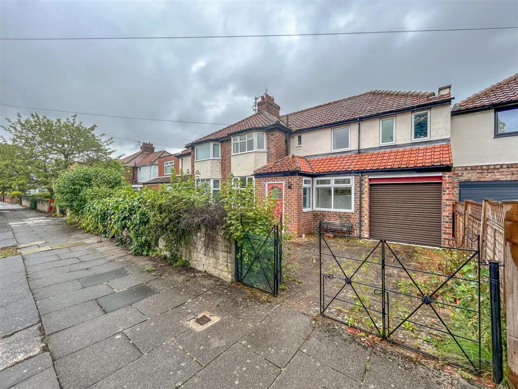 Main image of property: Briarwood Avenue, Gosforth, Newcastle Upon Tyne