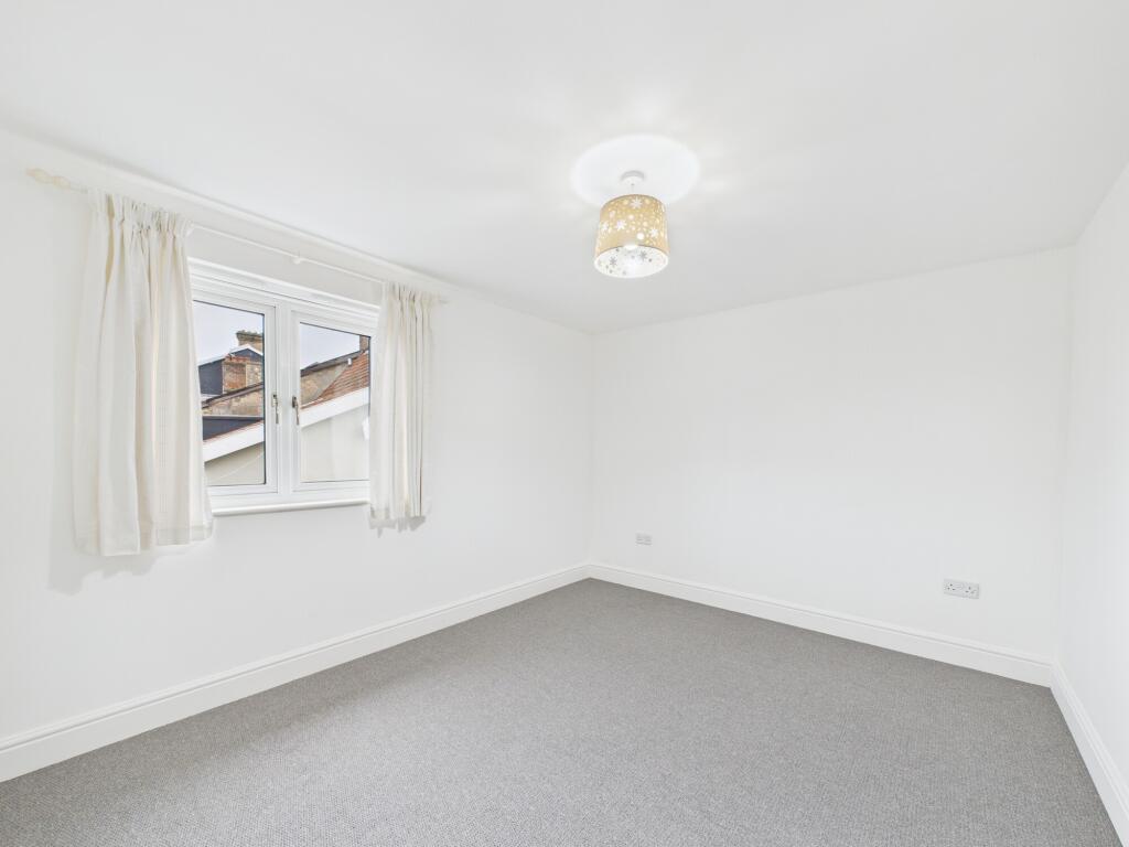 Apartment in Norwich - View 2