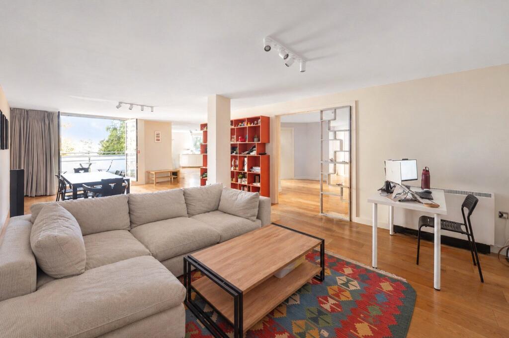 Main image of property: Battersea Park Road, London, SW11