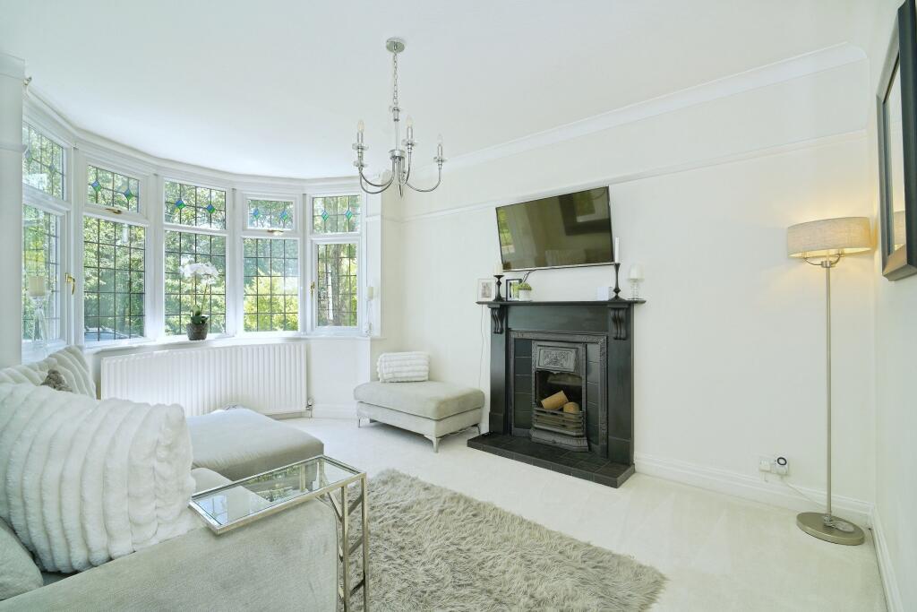 House in Solihull, West Midlands - View 5
