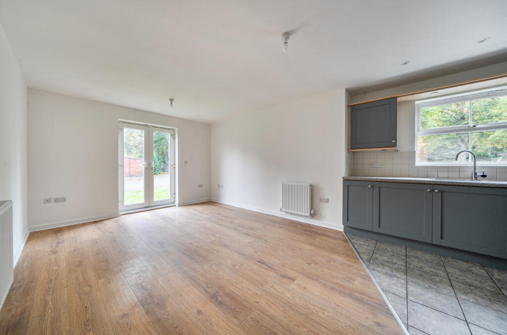 Woodlea Lane, Meanwood, Leeds, LS6 photo 3