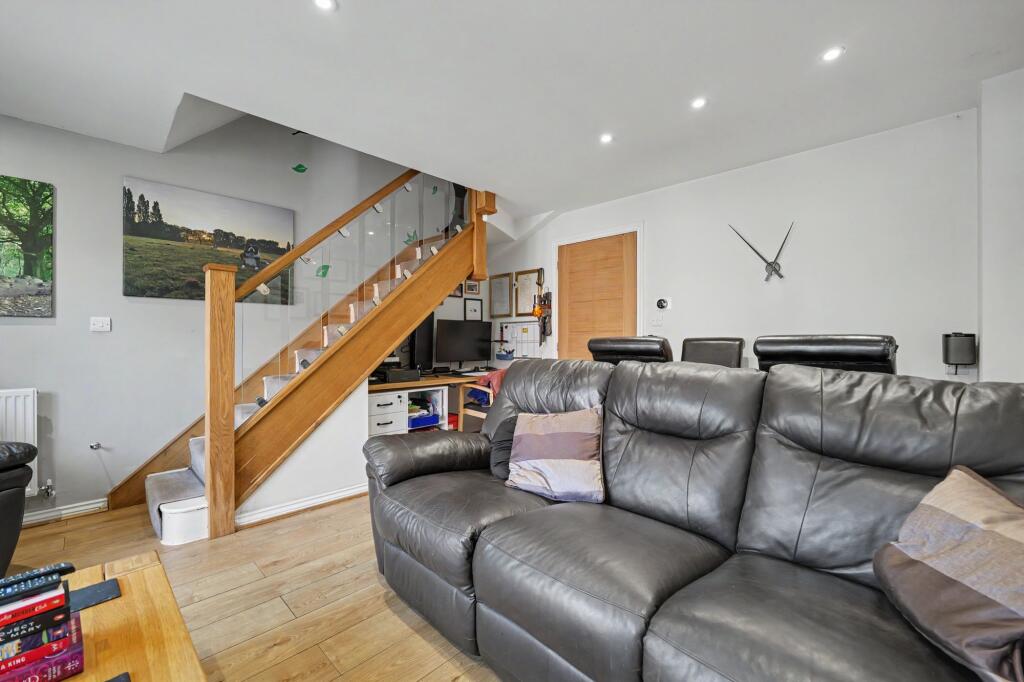 Lythalls Lane, Coventry, CV6 photo 3