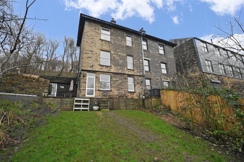 Main image of property: Beacon Hill Road, Halifax