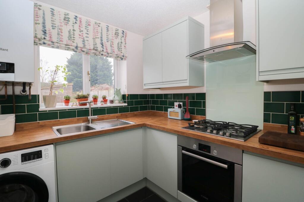 Pentland Close, Vicars Cross, Chester - More