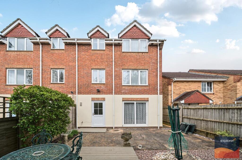 Belfry Square, Beggarwood, RG22 photo 2