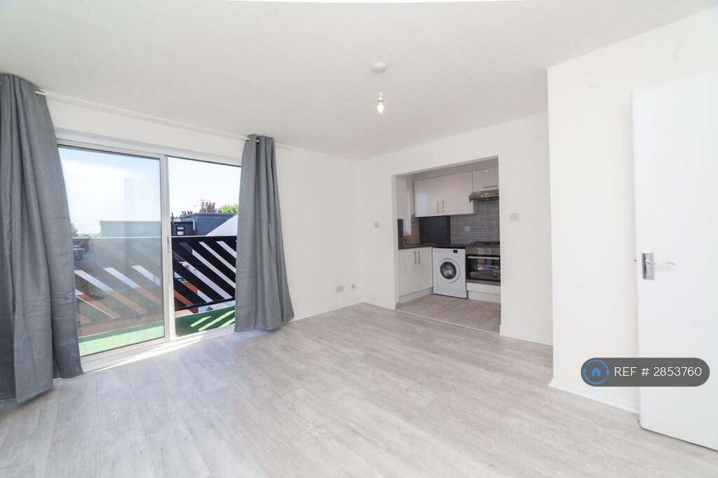 Main image of property: Wrens Court, London, E13