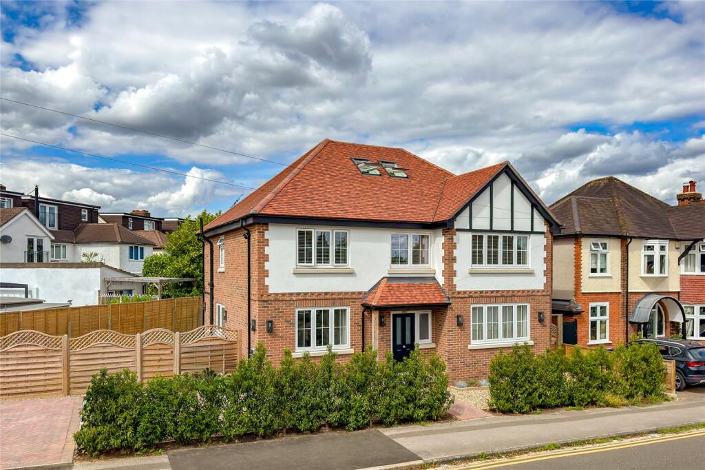 5-bed detached on Breakspear Avenue, St. Albans, Hertfordshire, AL1, £1,650,000