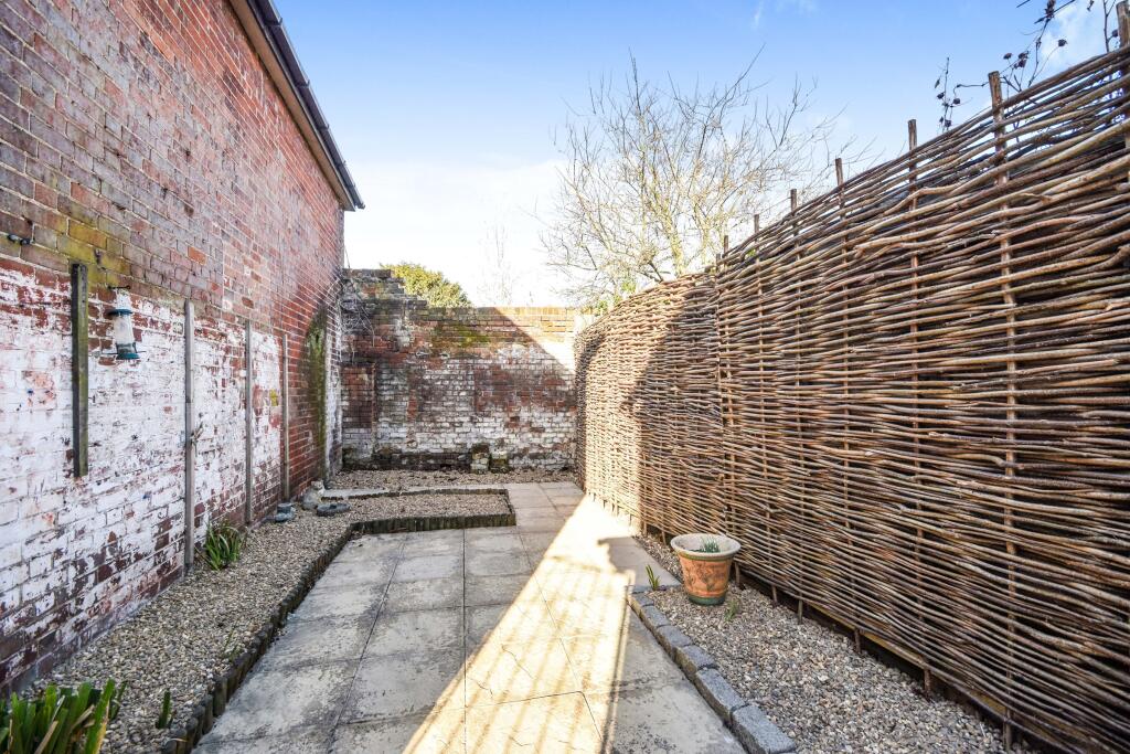 Property photo 9