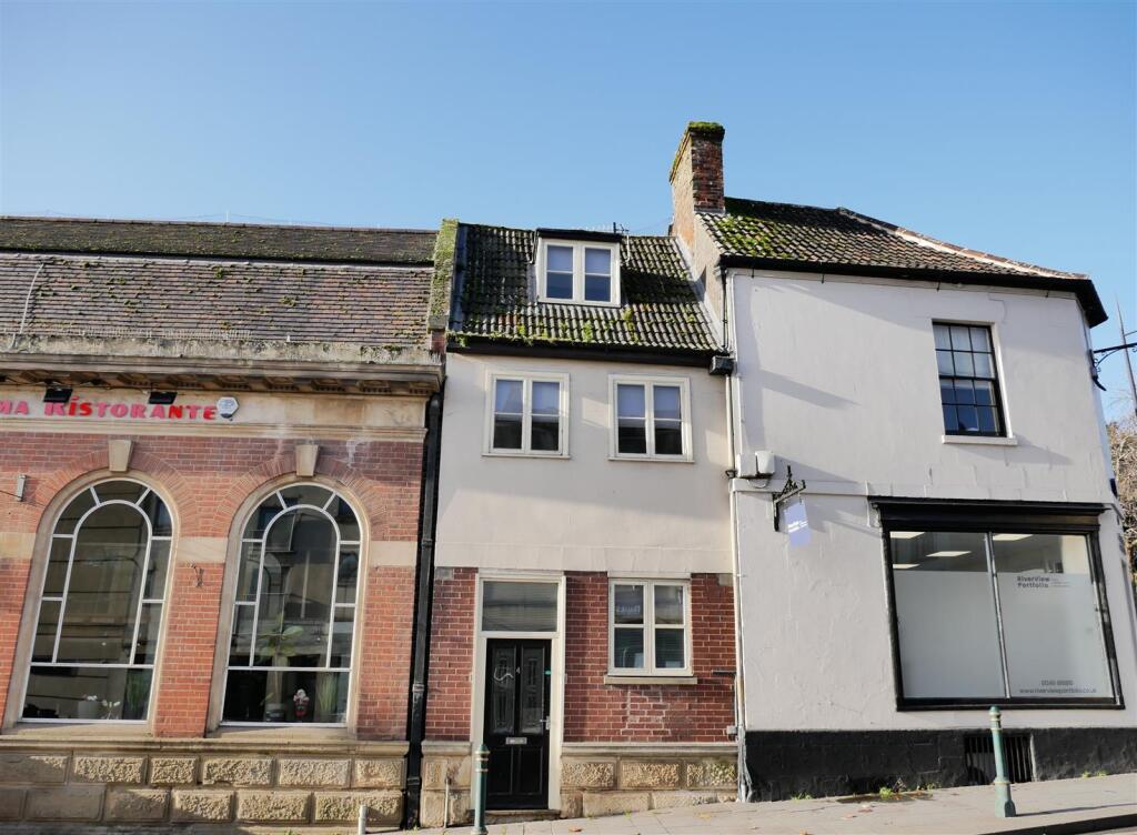 Main image of property: High Street, Calne