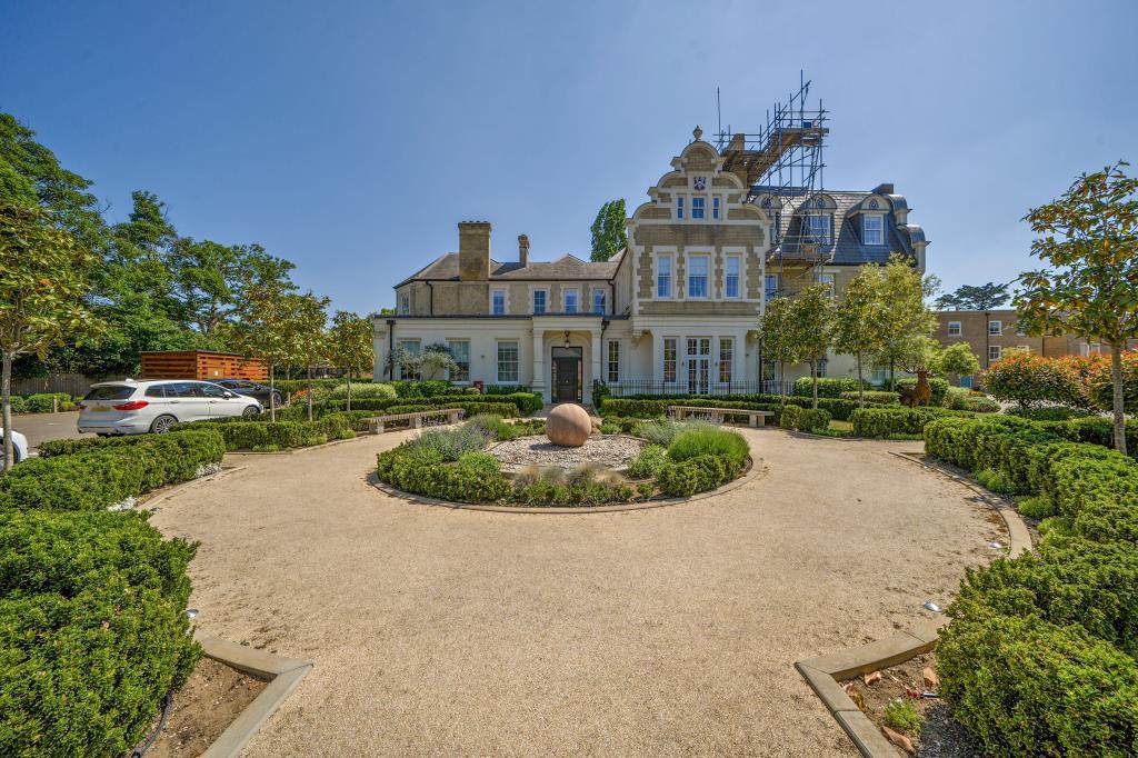 Main image of property: Barrons Chase, Petersham/Richmond, TW10