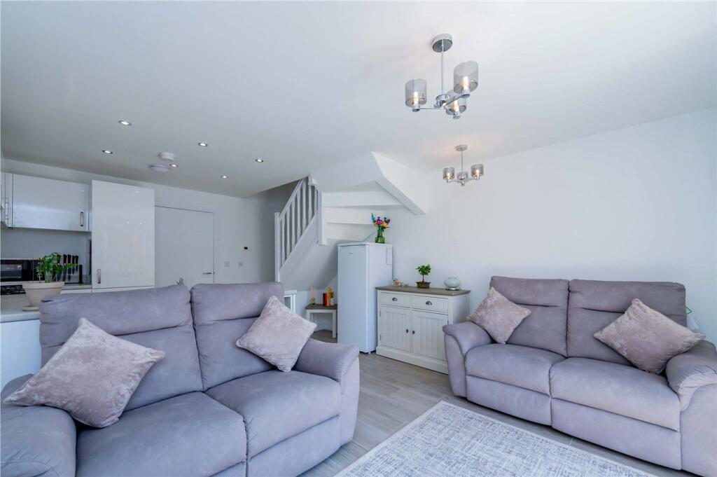 Wesleyan Way, Lawley, TF4 photo 4