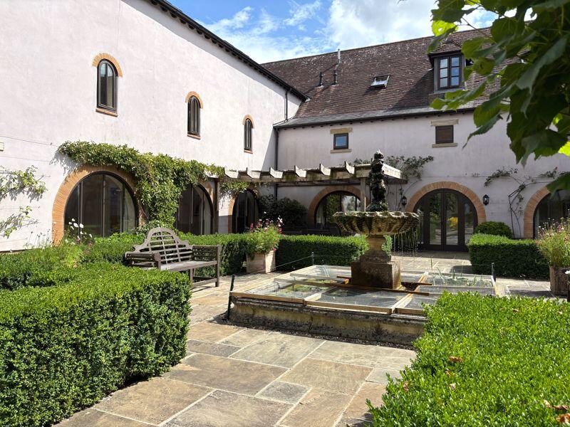 Motcombe Grange, Motcombe photo 3