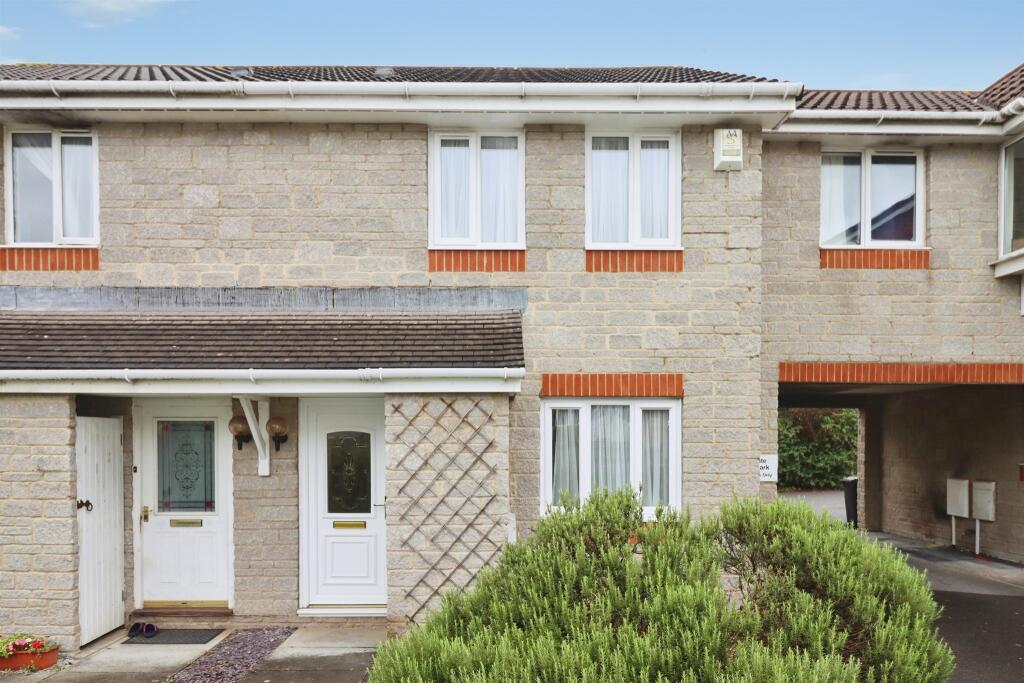Main image of property: Bampton Croft, Emersons Green, Bristol