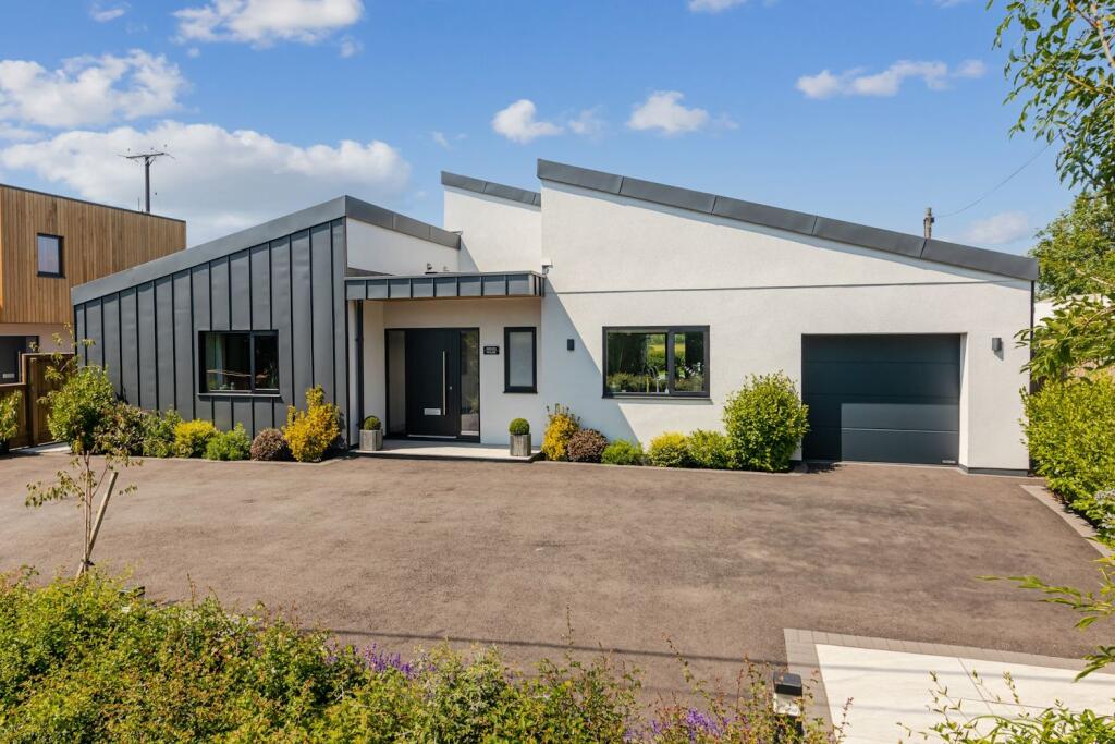 Main image of property: Hilltop Cottages, Brixton, Plymouth