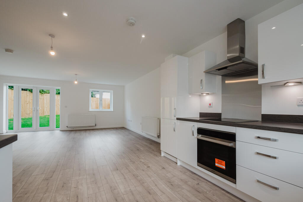 House in Bradford - View 3