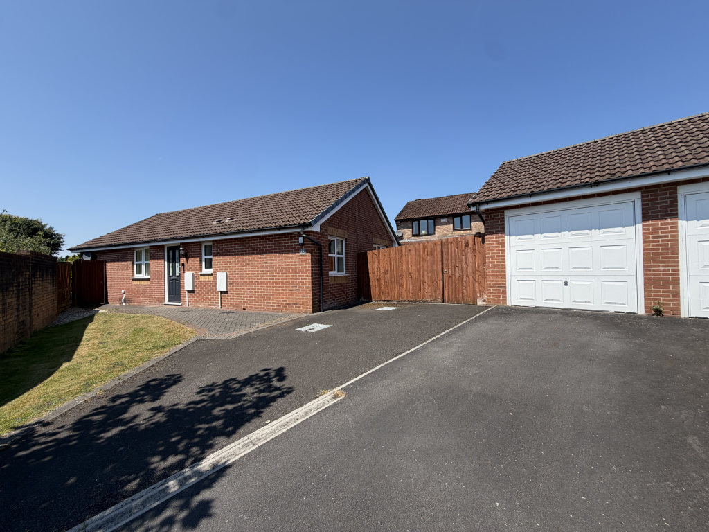 House in Treharris