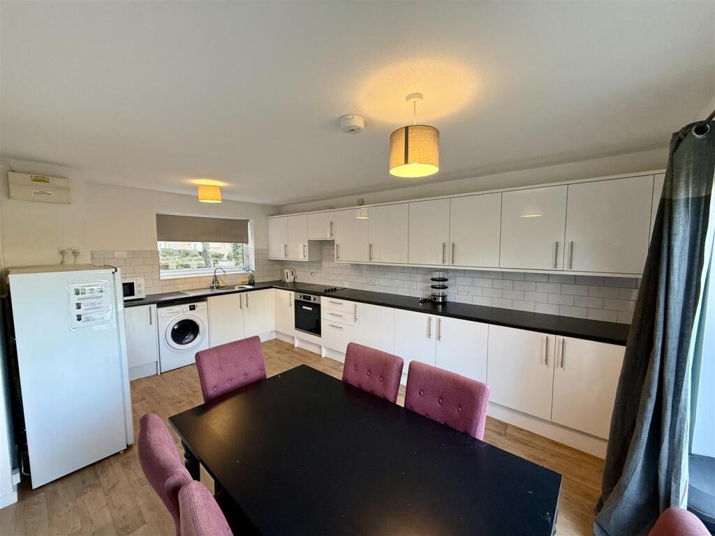 House in Bretton - View 2