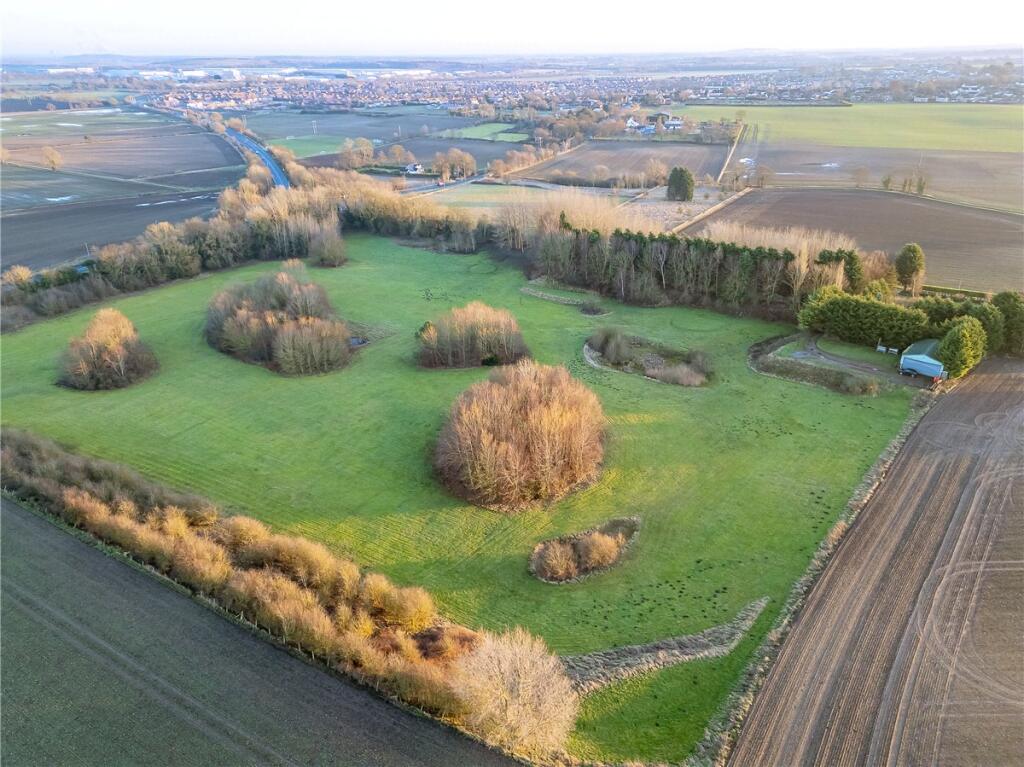 House in Barkston Ash - View 5