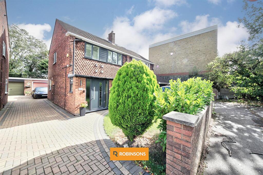 Main image of property: London Road, Dunstable