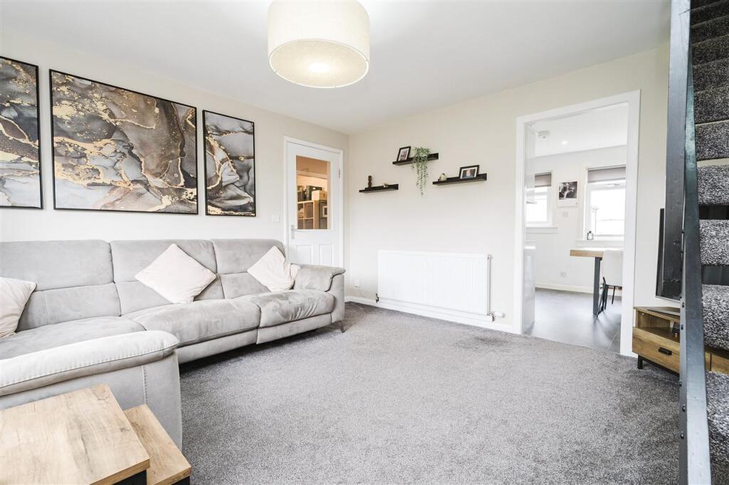 Malcolm Court, Bathgate photo 4