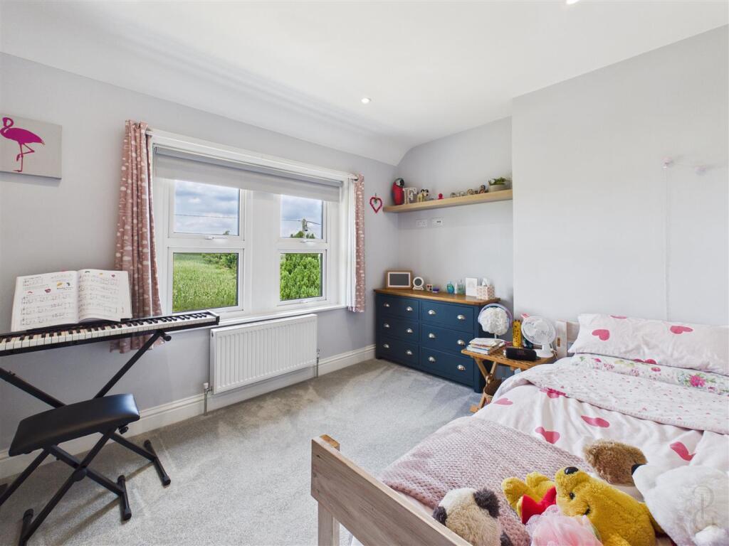 House in Bath - View 5