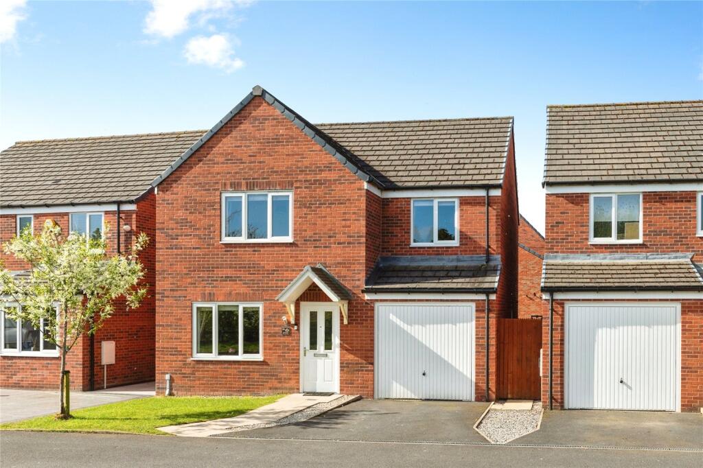 Main image of property: Cherry Avenue, Radcliffe, Manchester, Greater Manchester, M26