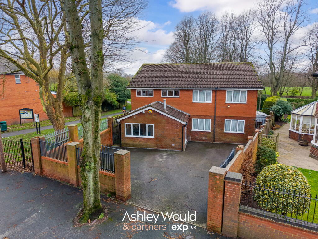 Main image of property: Moat Road, Oldbury, B68 8EE