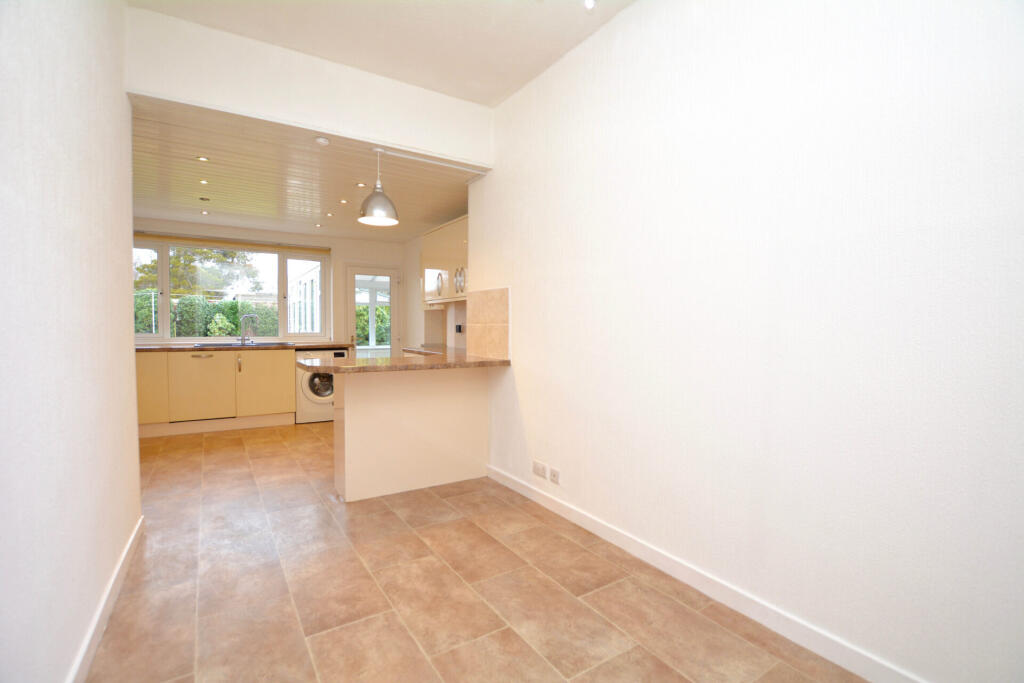 67 St Phillans Avenue, Ayr, KA7 3DD photo 4