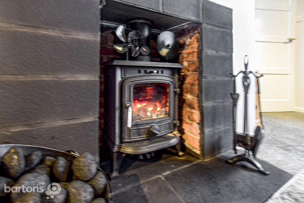 Gurth Drive, Thurcroft, S66 photo 4