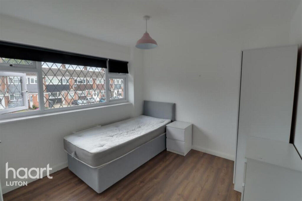 Main image of property: Easingwold Gardens, Luton