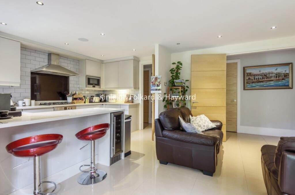 Apartment in London - View 4