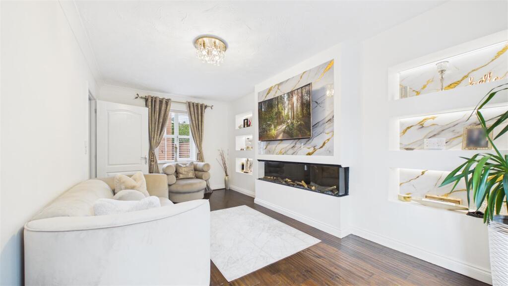 House in Peterborough - View 4