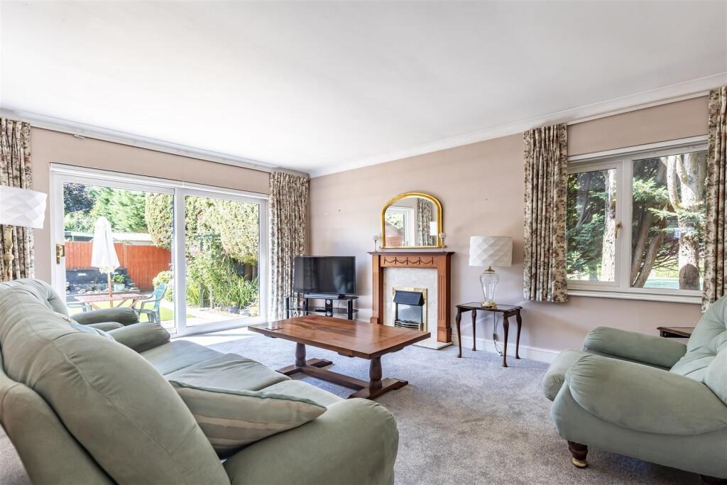 House in Epping Forest, North Weald - View 2