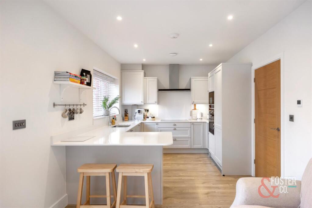 House in Brighton - More