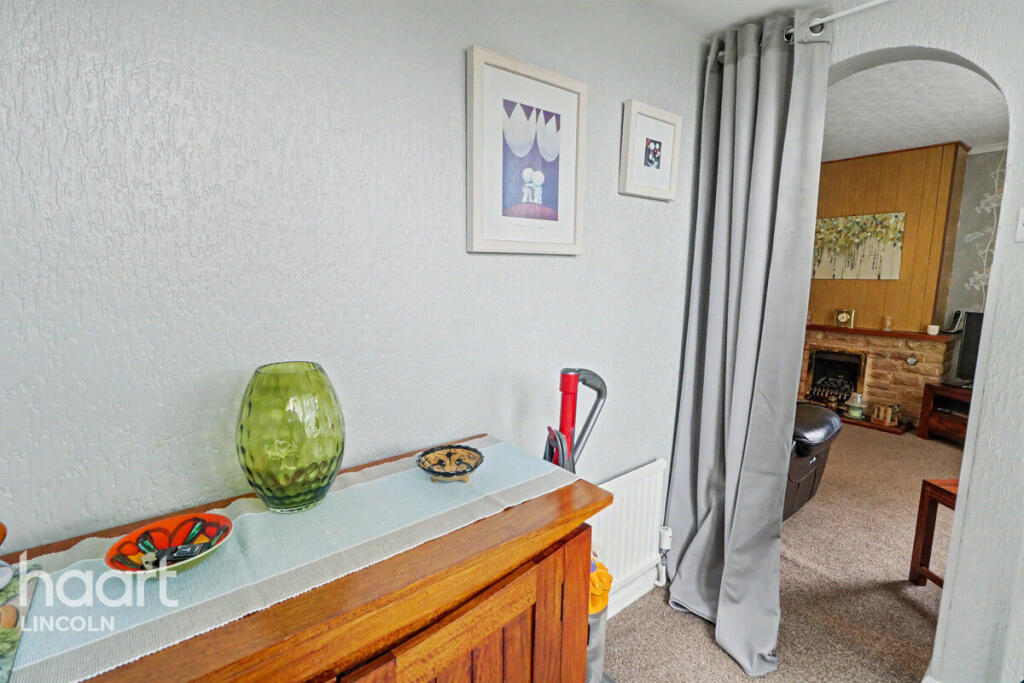Birchwood Avenue, Lincoln photo 2
