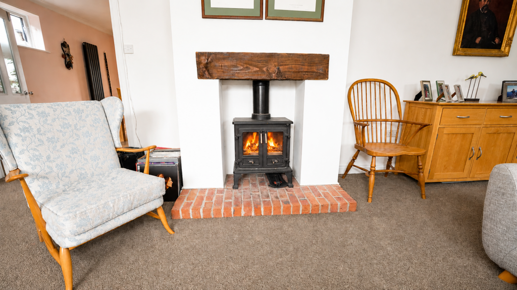 Allington Gardens - set in a superb level garden in this favoured close. photo 4