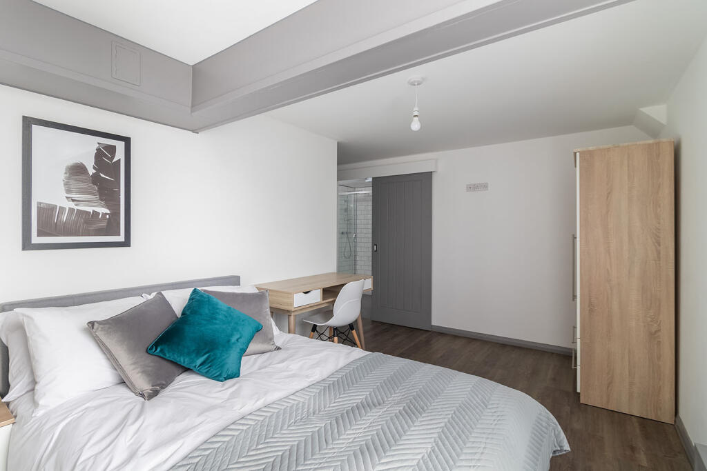 Main image of property: Shade Mill