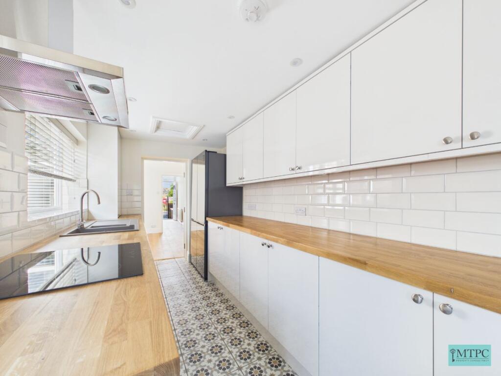 Main image of property: Bishopthorpe Road, York