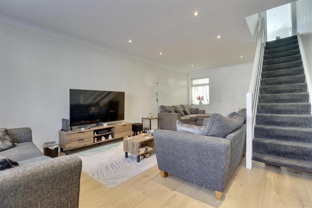 House in Portsmouth - View 4