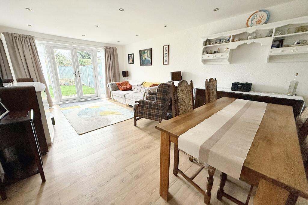 House in Ferndown, Tricketts Cross - View 3