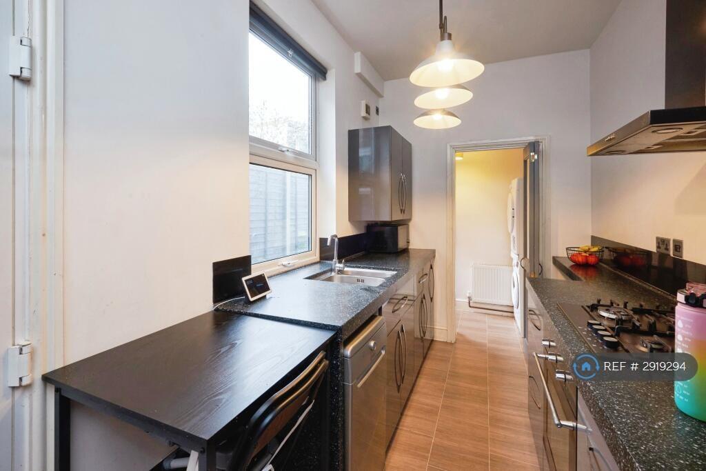House in Birmingham, Wylde Green, Erdington - View 6