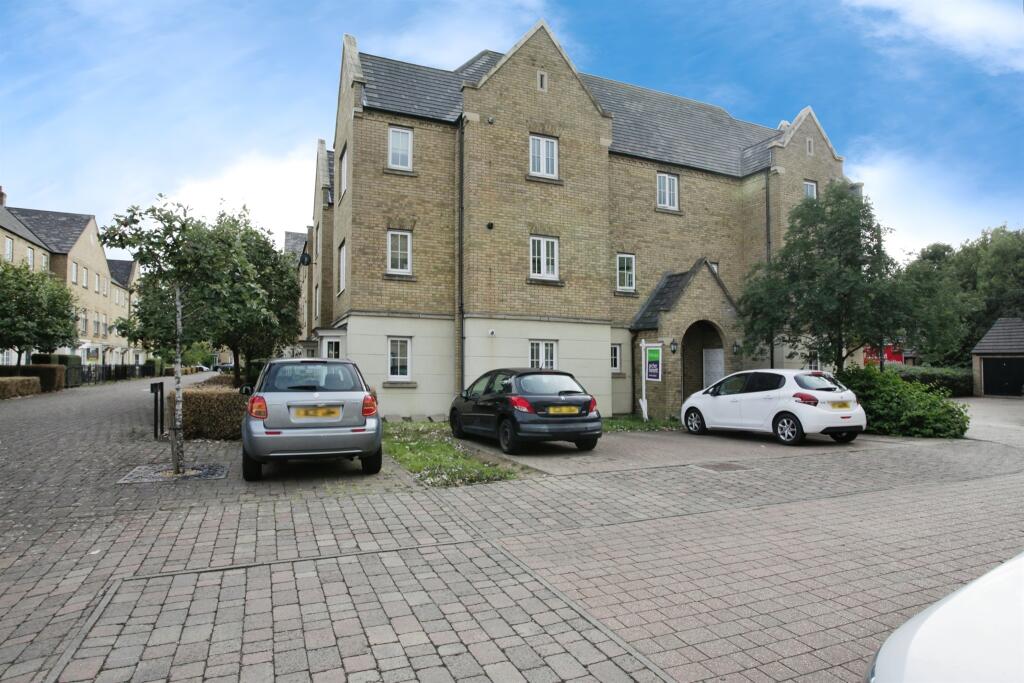 Avocet Close, Rugby photo 4
