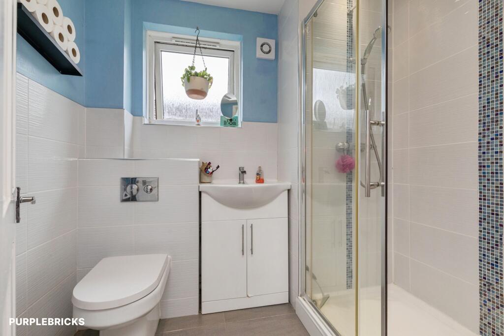 Apartment in Bristol - More
