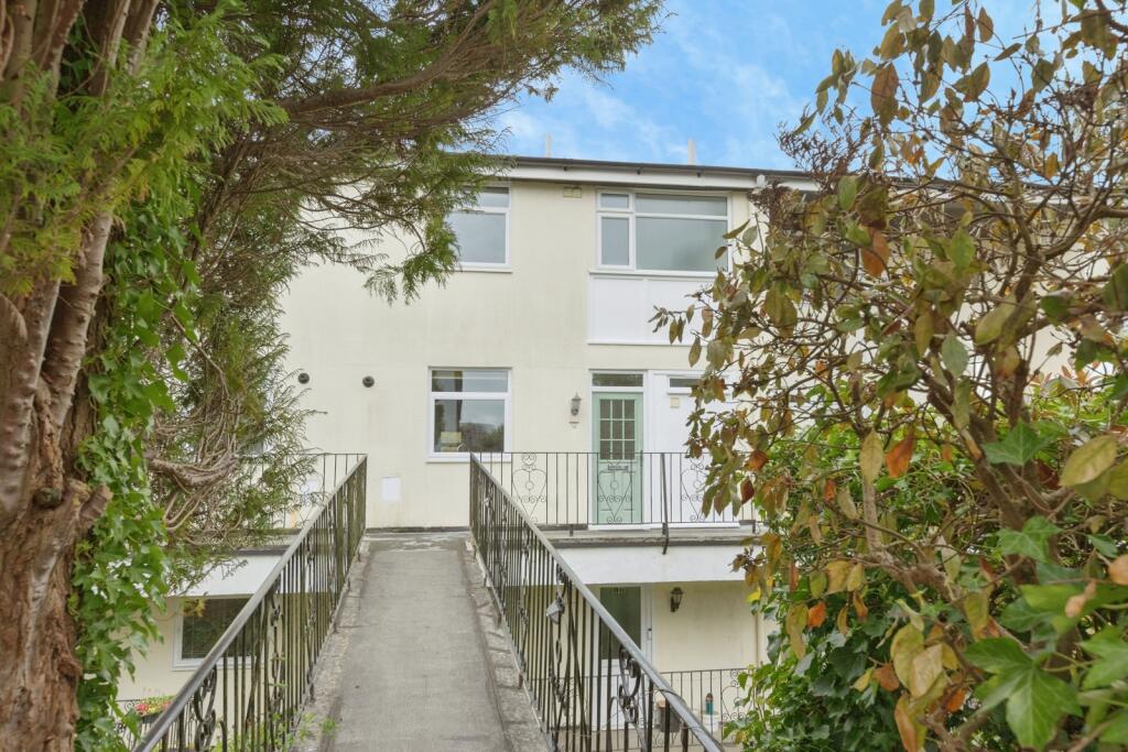 Main image of property: Rosehill Walk, Tunbridge Wells, Kent, TN1
