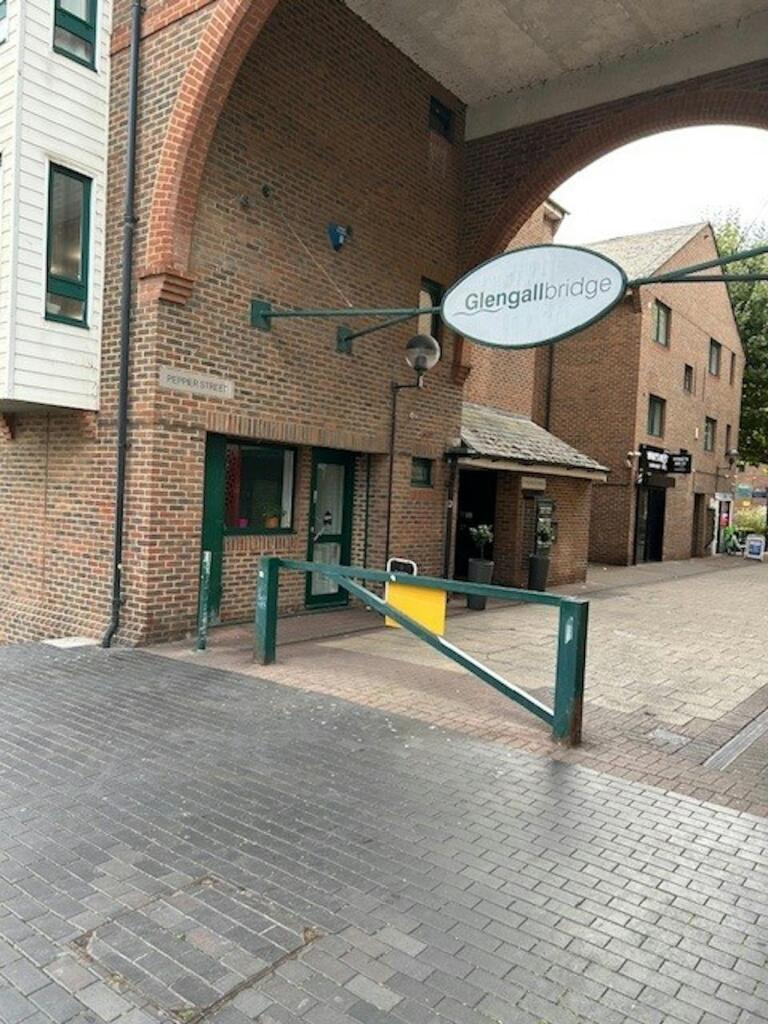 Main image of property: Unit 3, 17 Pepper Street, London, E14 9RP