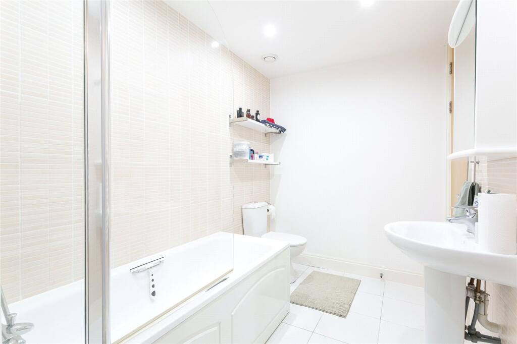 2 bedroom duplex for rent