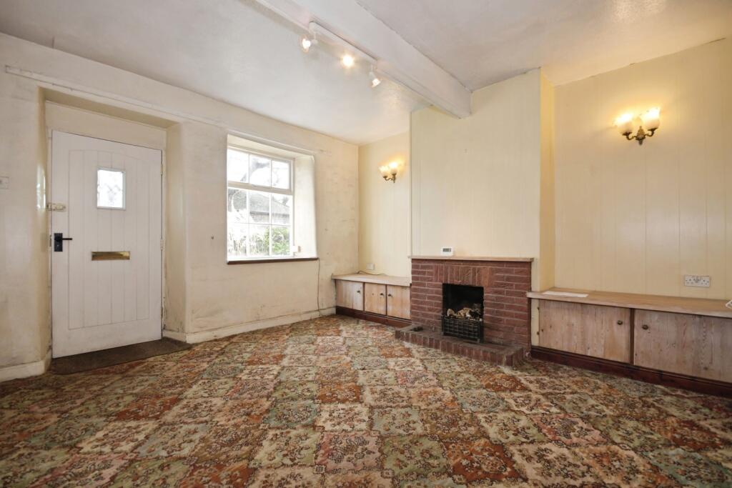 House in North East Derbyshire, Holymoorside and Walton - View 3