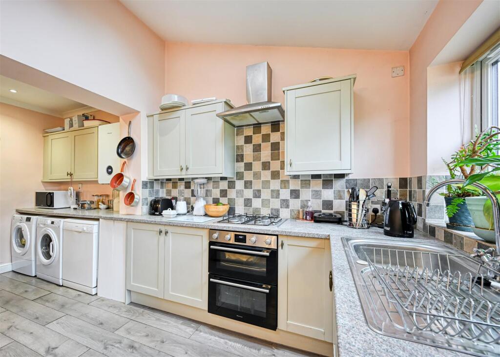 House in Wolverhampton, Springhill - More